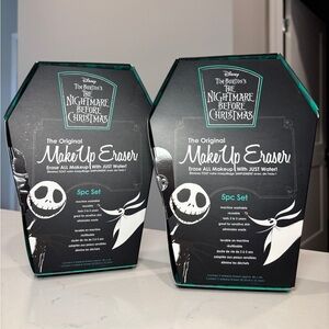 Set of 2 -  Nightmare Before Christmas 5pc Makeup Eraser Set (BRAND NEW!!)